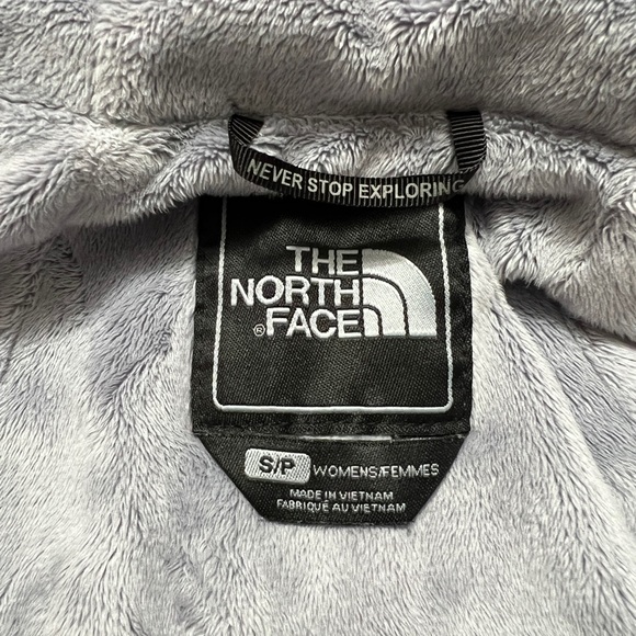 The North Face Women’s Two-Tone Purple Fleece-Lined Jacket - Picture 8 of 9